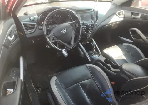 2015 Hyundai Veloster Turbo z USA, uszkodzony, nr VIN KMHTC6AE9FU228318